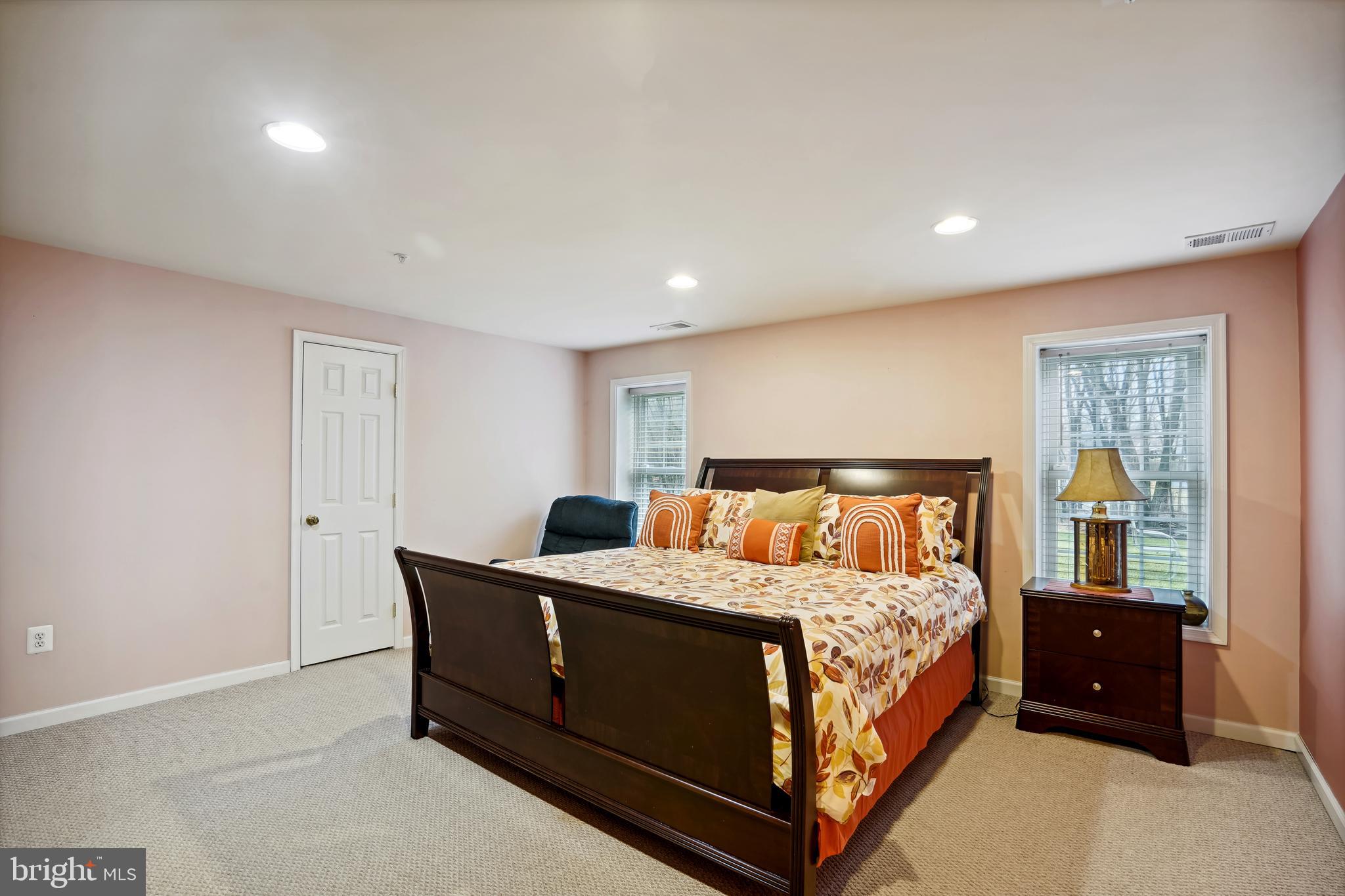 SADDLEBROOK WEST - Residential