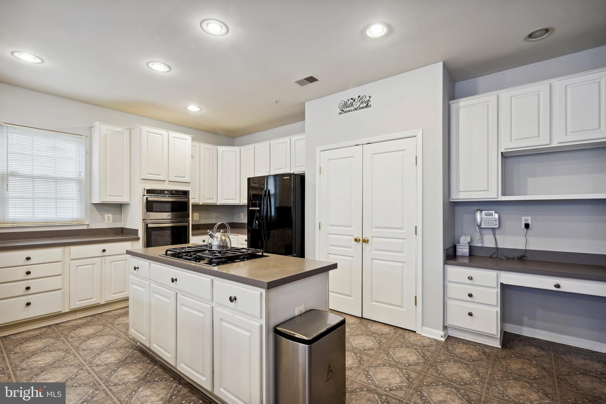 SADDLEBROOK WEST - Residential