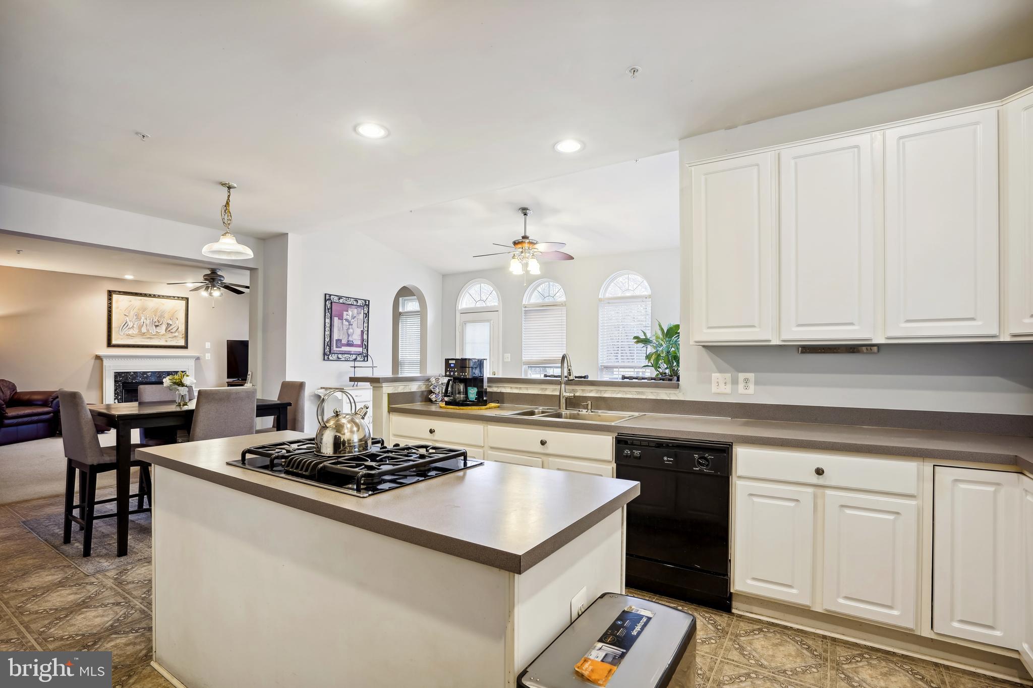 SADDLEBROOK WEST - Residential