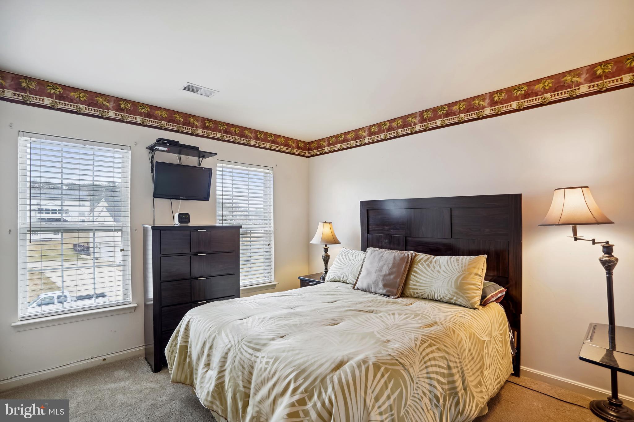 SADDLEBROOK WEST - Residential