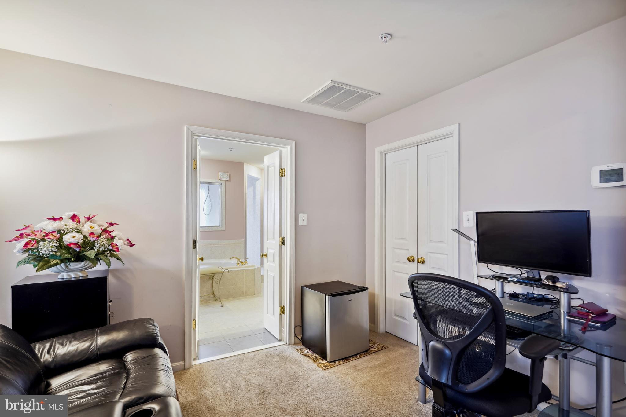 SADDLEBROOK WEST - Residential