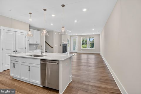 3700 ELIZABETH RIVER DRIVE UPPER MARLBORO MD 20772