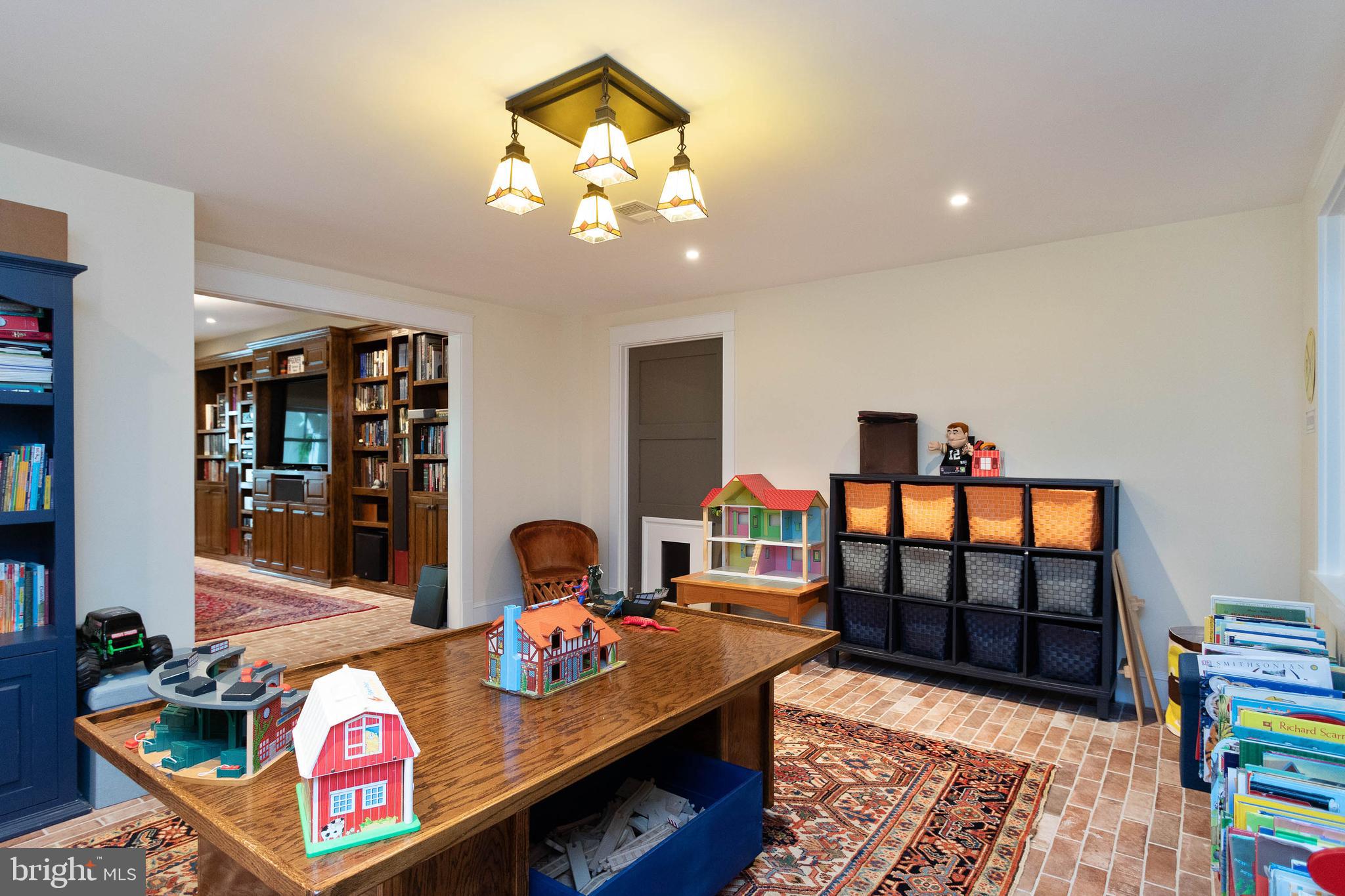 WESTMORE GARDENS - Residential