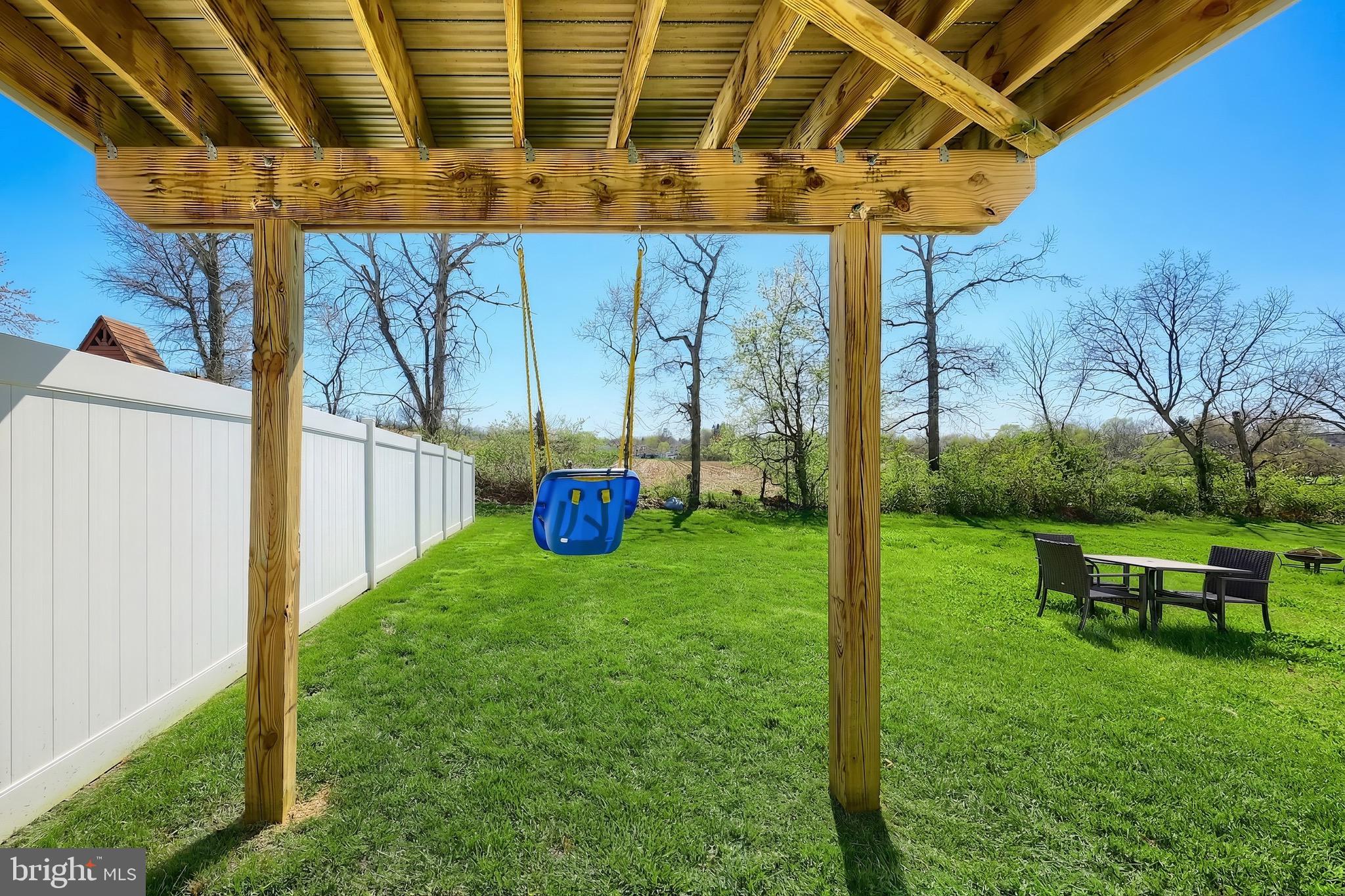 BROOKSIDE TOWNHOMES - Residential