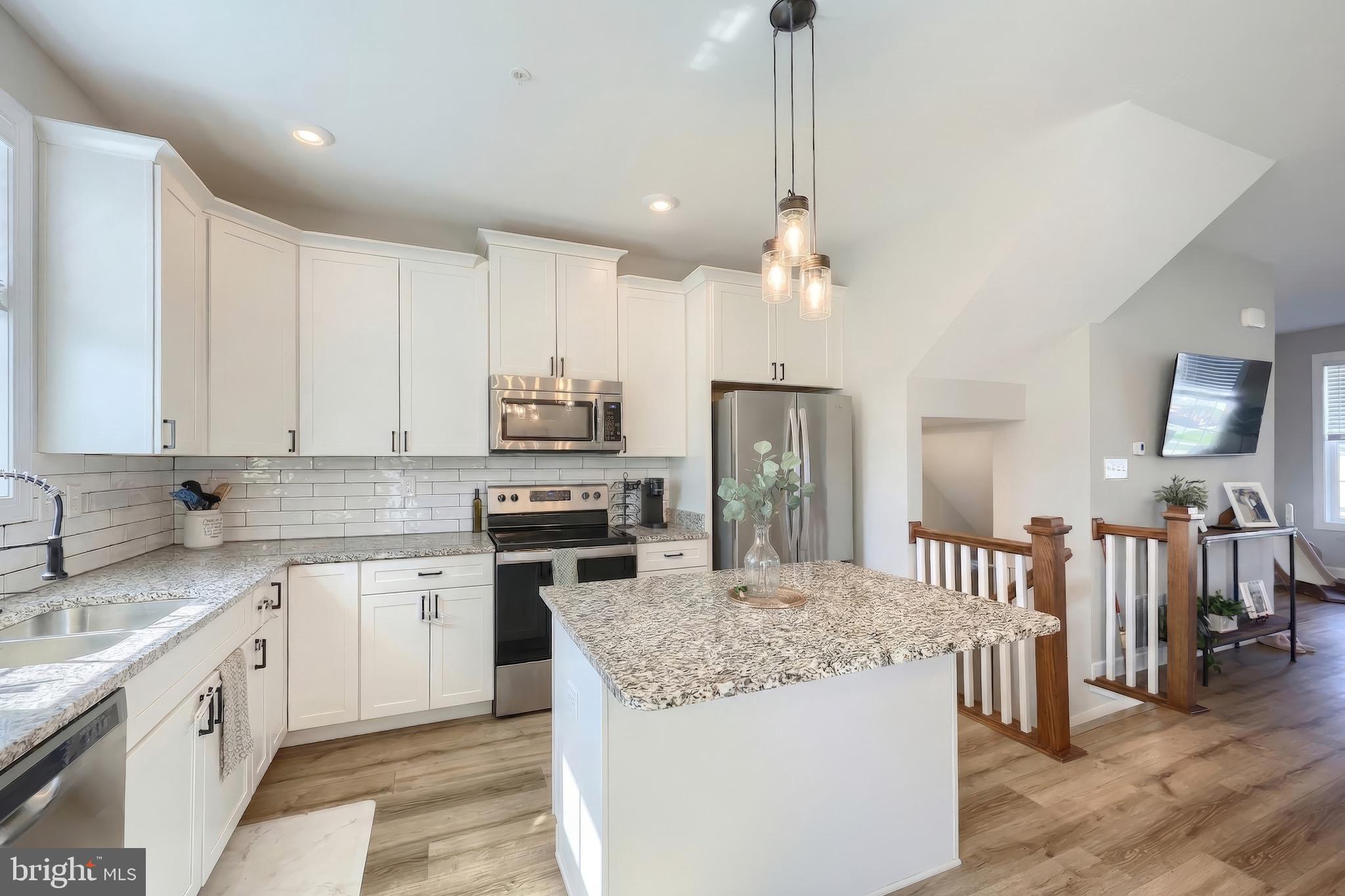 BROOKSIDE TOWNHOMES - Residential