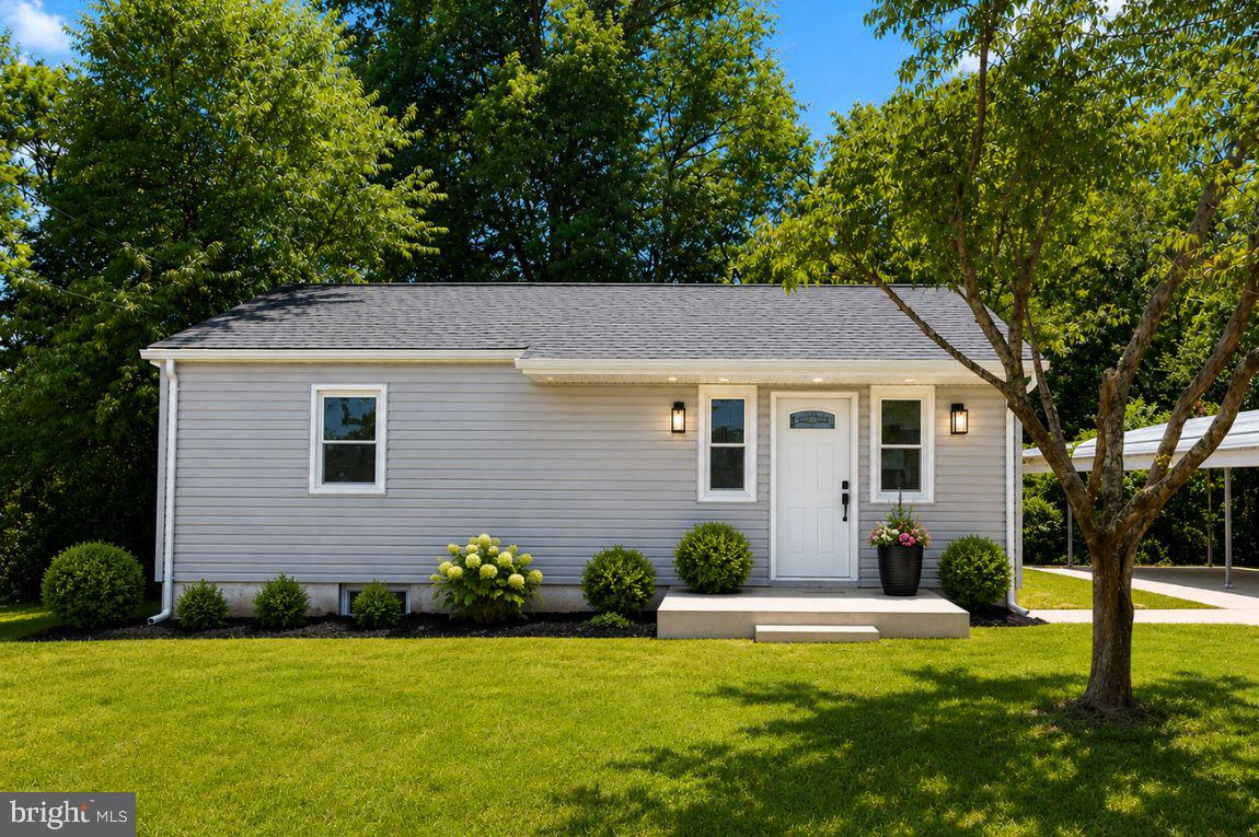 Photo 1 of 1 — 200 E BOWEN STREET, REMINGTON, VA 22734