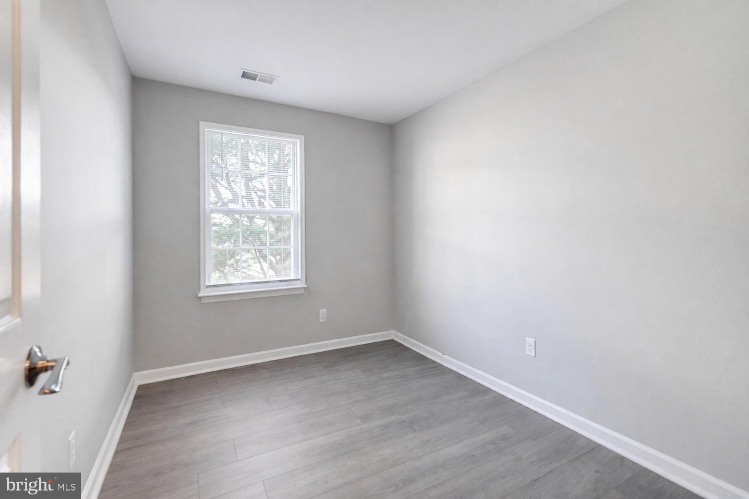 TAYLOR RIDGE - Residential Lease