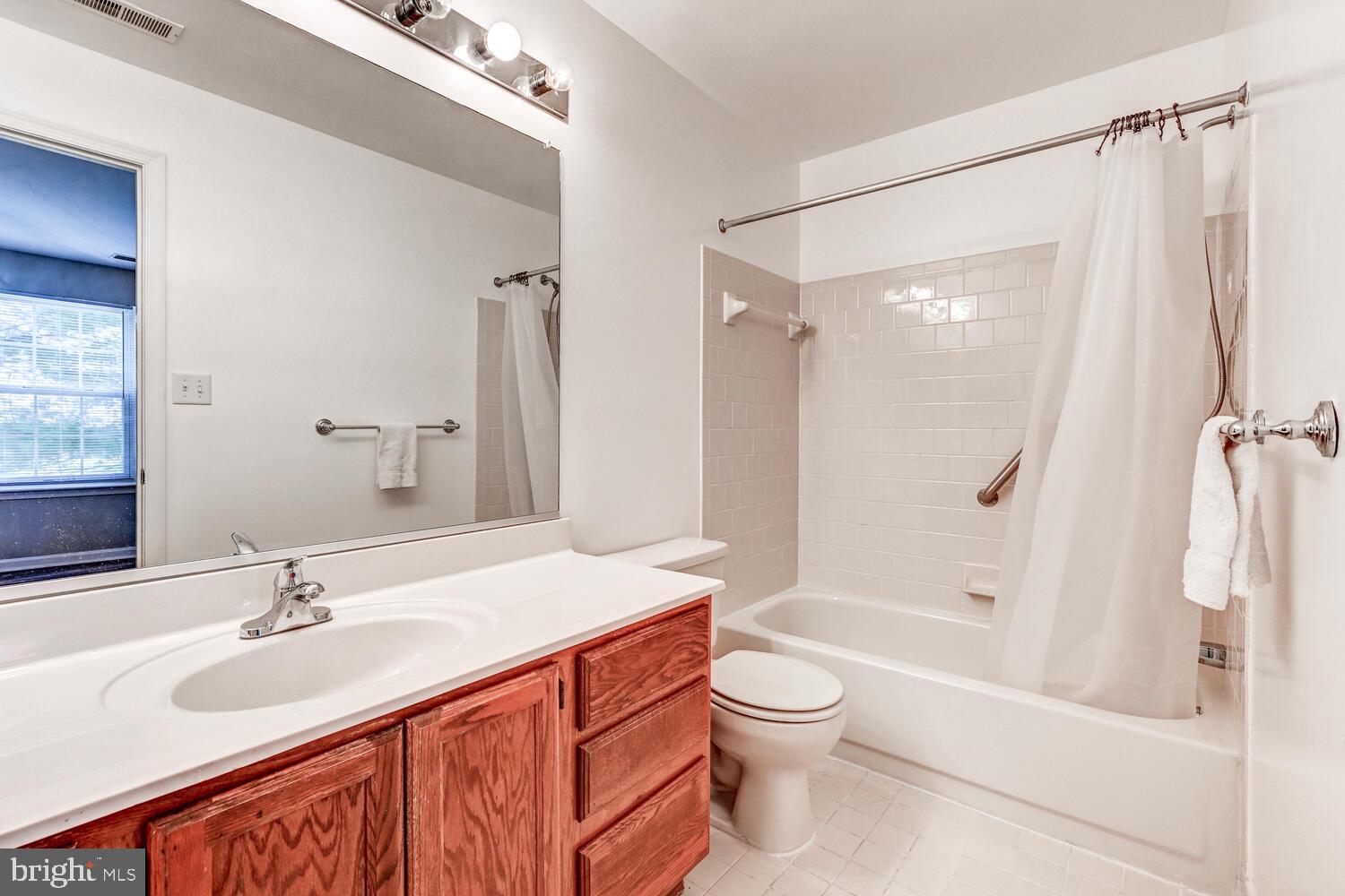 TAYLOR RIDGE - Residential Lease