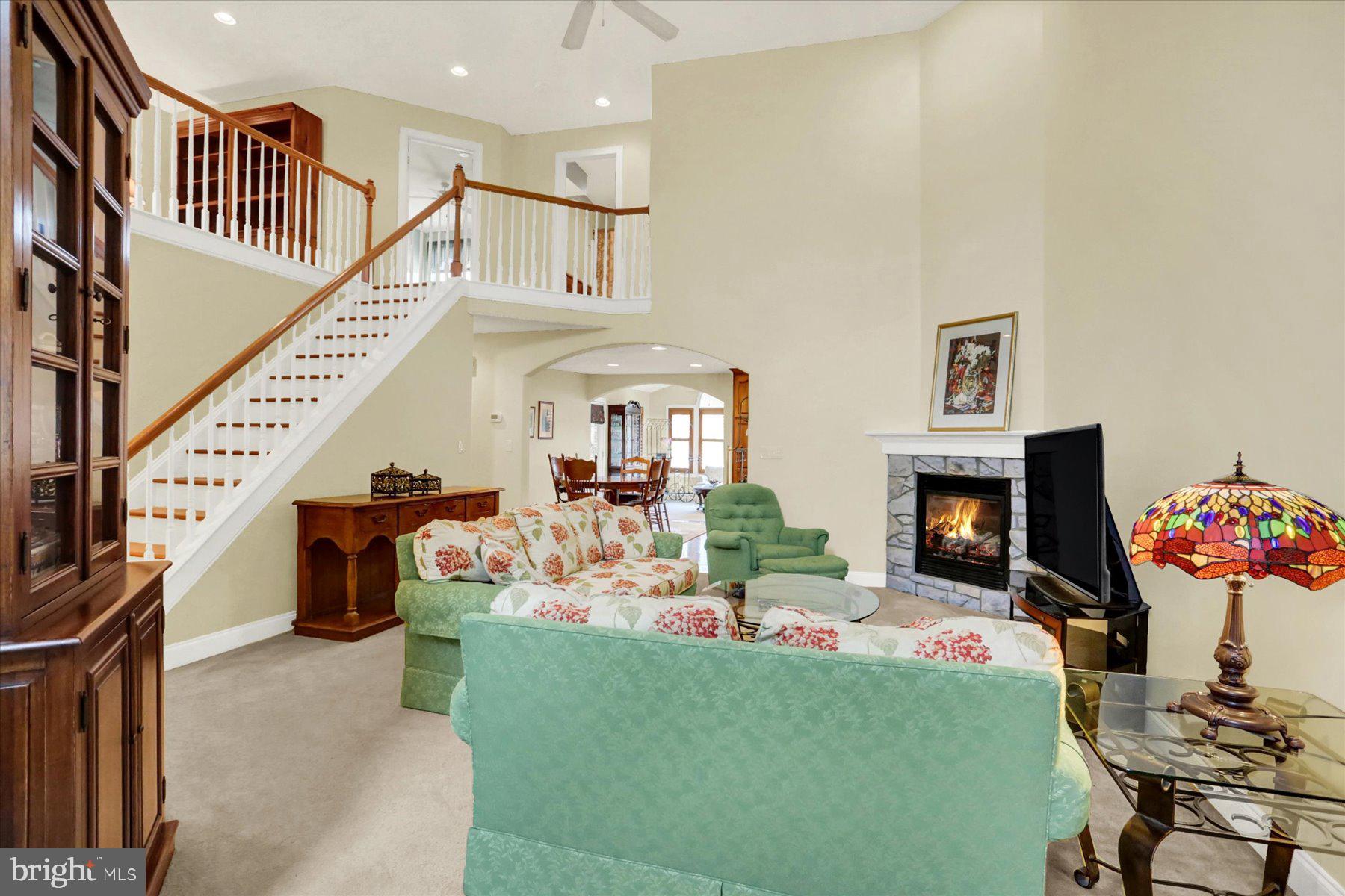 1316 WILLOW CREEK DRIVE