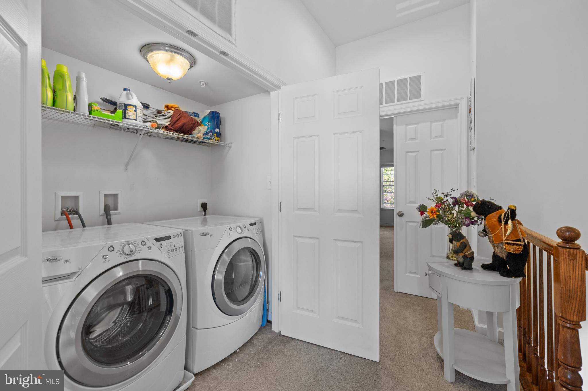 HOLLY WOODS - Residential