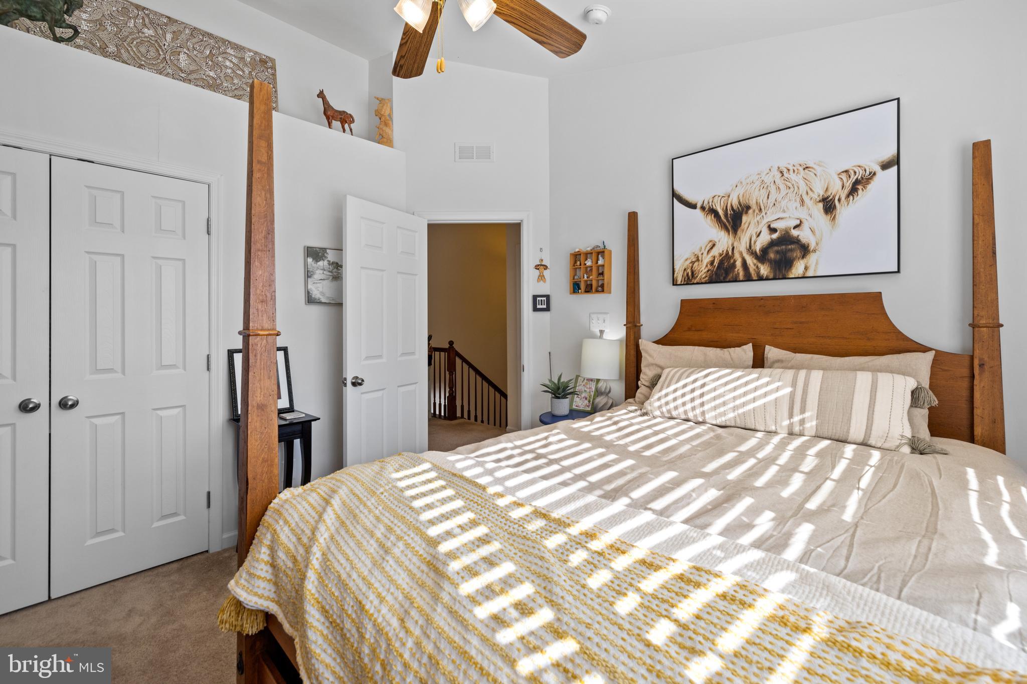 HOLLY WOODS - Residential