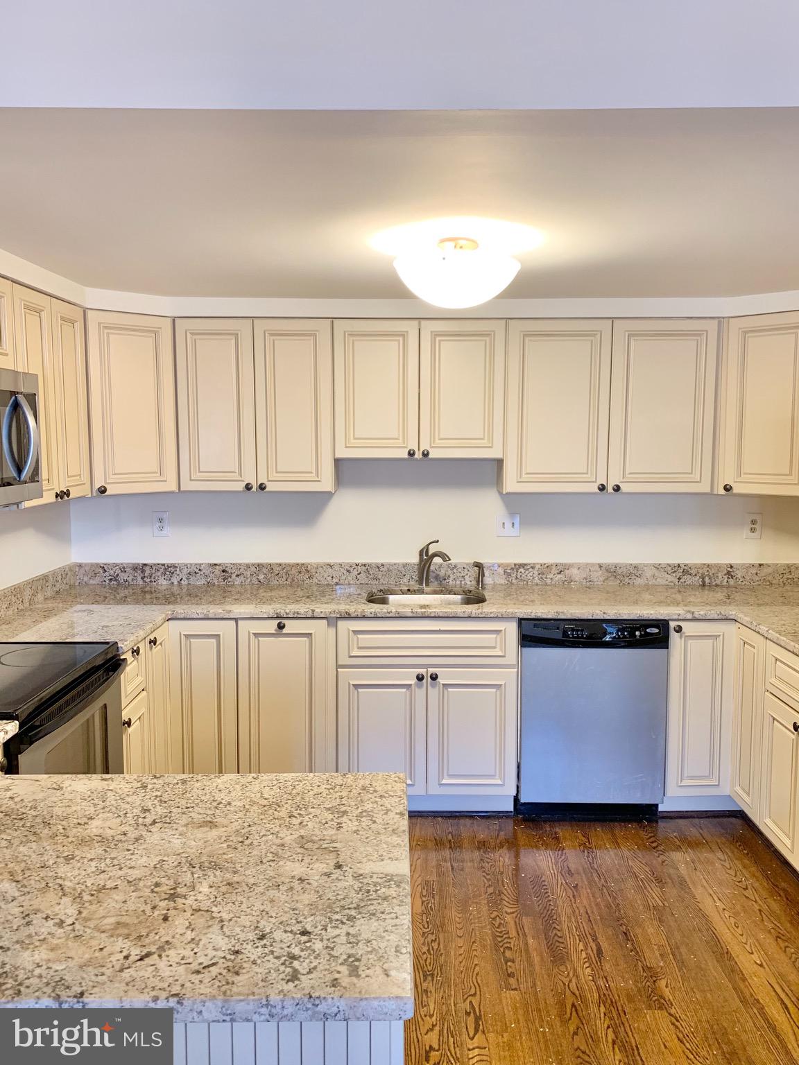 STONELEIGH - Residential Lease