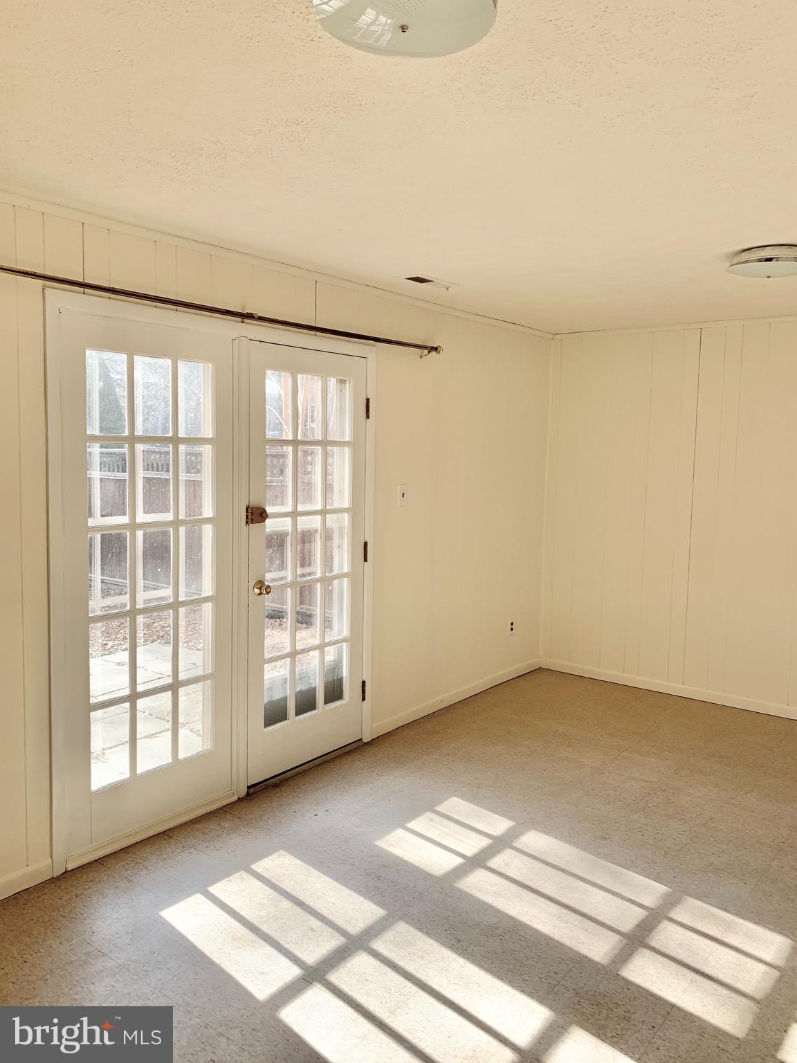 STONELEIGH - Residential Lease