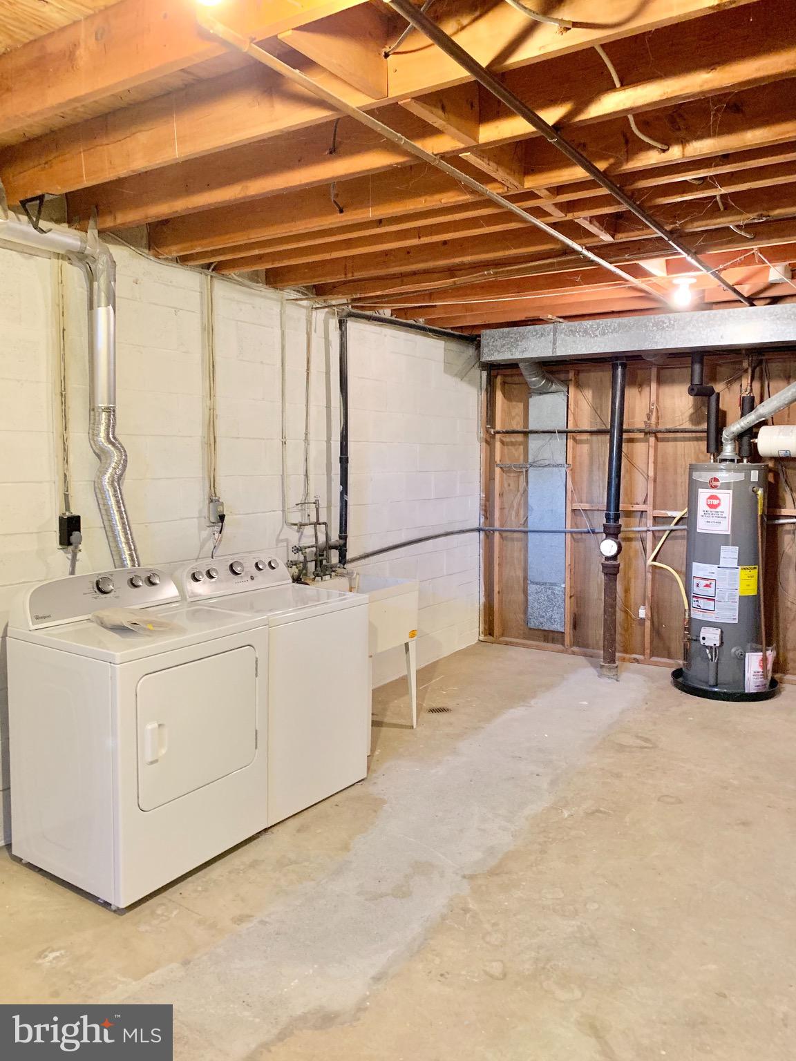 STONELEIGH - Residential Lease