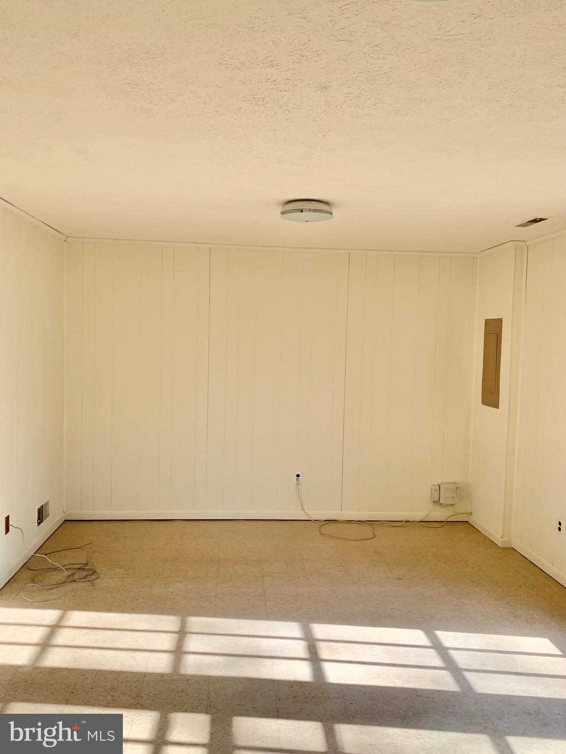 STONELEIGH - Residential Lease