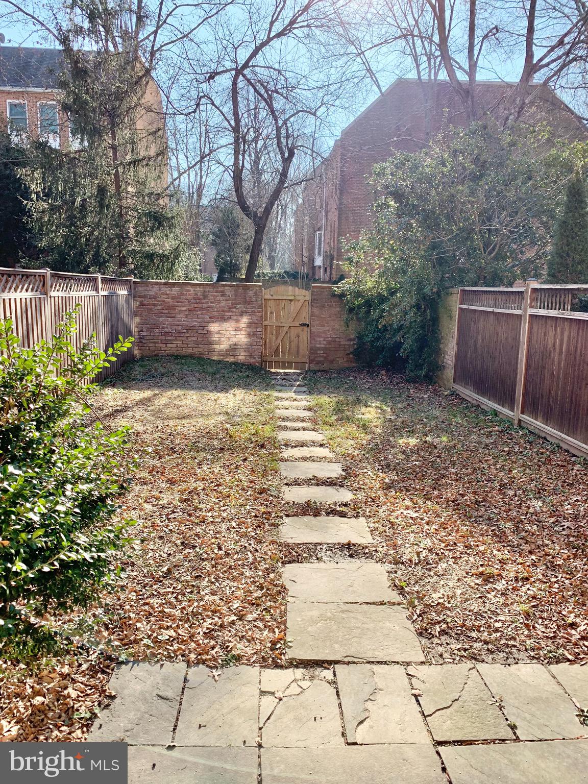 STONELEIGH - Residential Lease