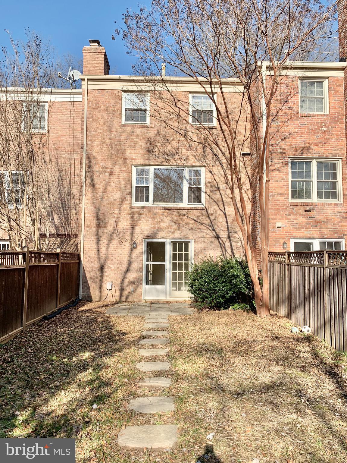 STONELEIGH - Residential Lease