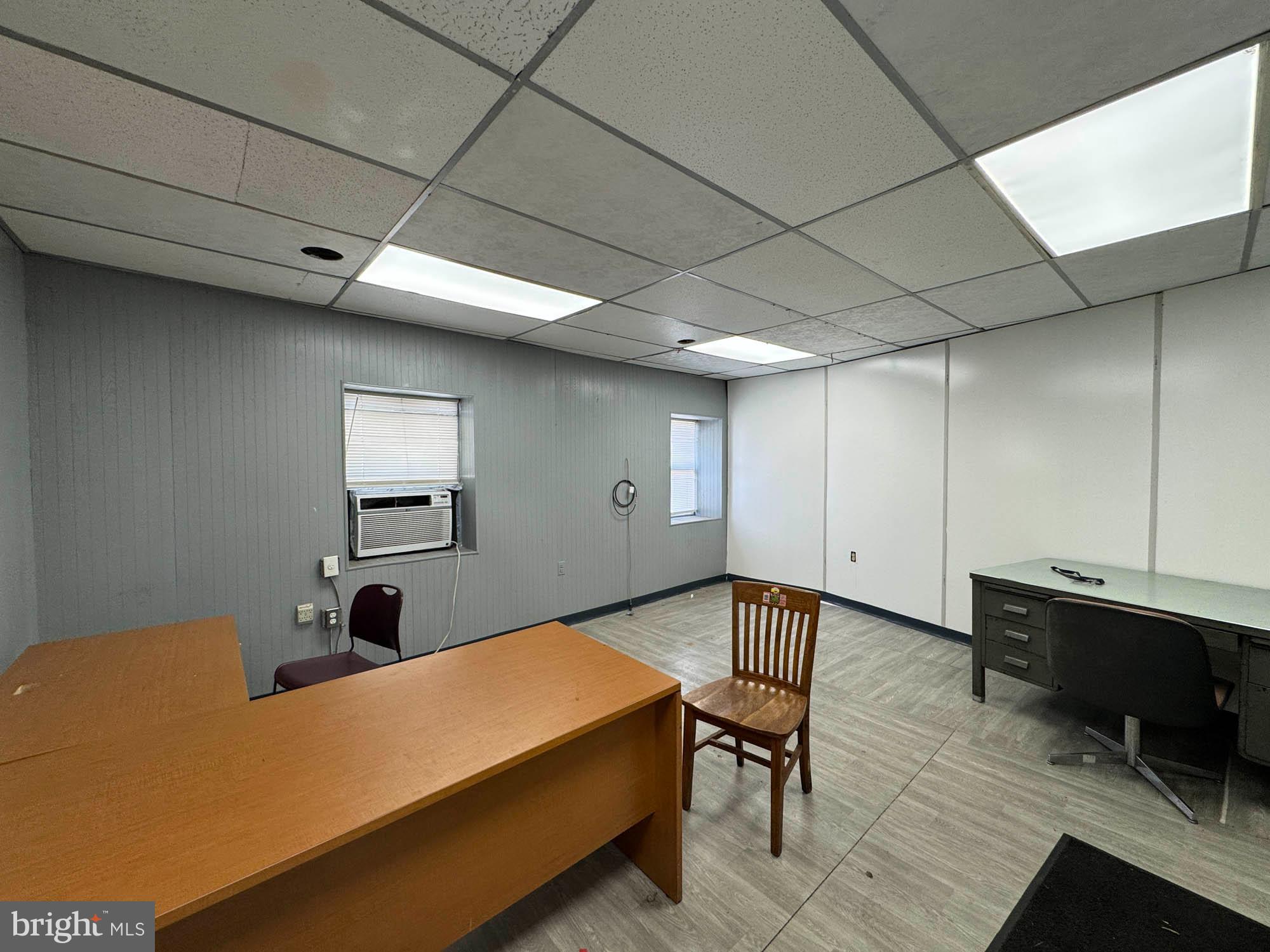 JONESTOWN HISTORIC DISTRICT - Commercial Sale