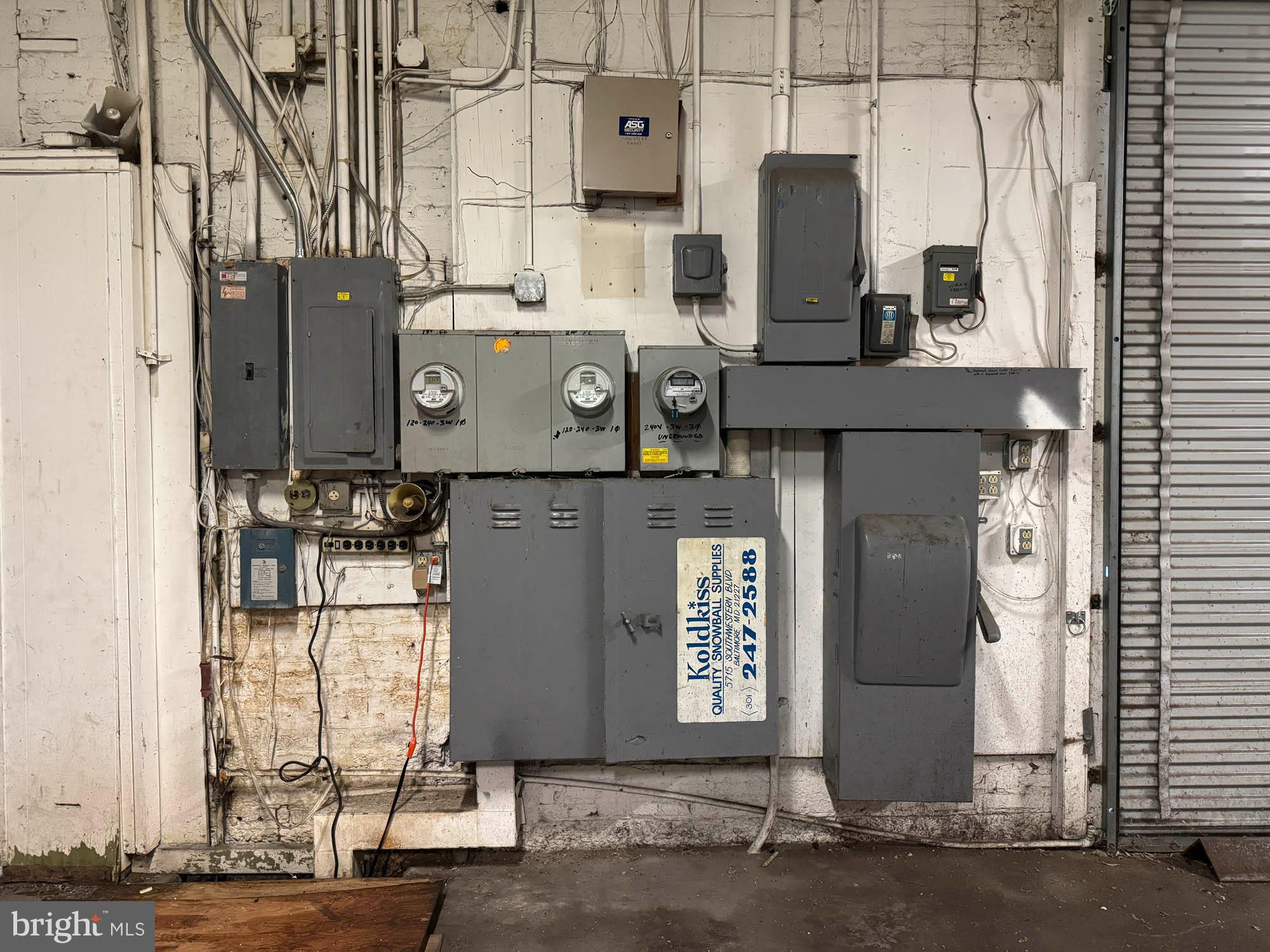 JONESTOWN HISTORIC DISTRICT - Commercial Sale