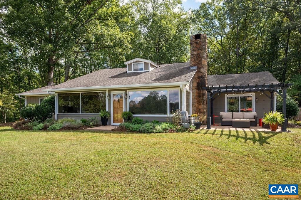 Photo of 3172 Woodcreek Dr, CHARLOTTESVILLE, VA 22911 (MLS # 669821)