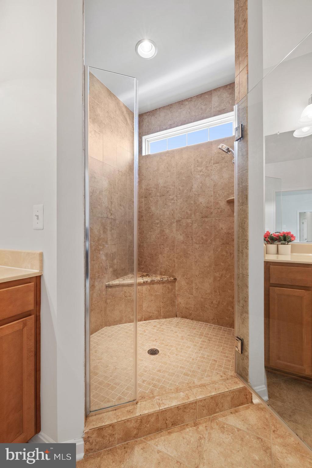 TOWNS OF TANGLEWOOD - Residential