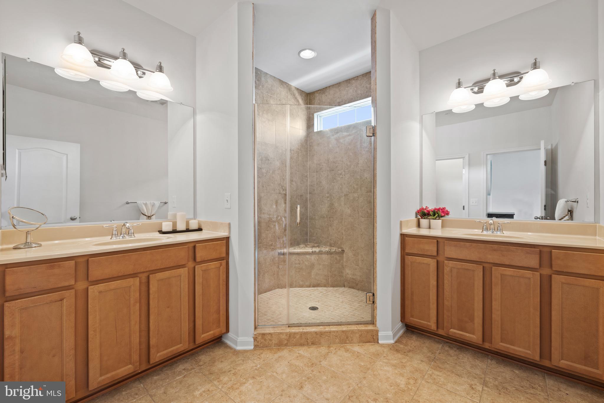 TOWNS OF TANGLEWOOD - Residential