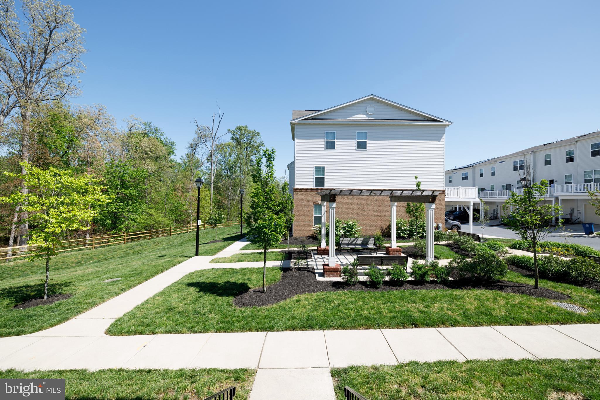 TOWNS OF TANGLEWOOD - Residential