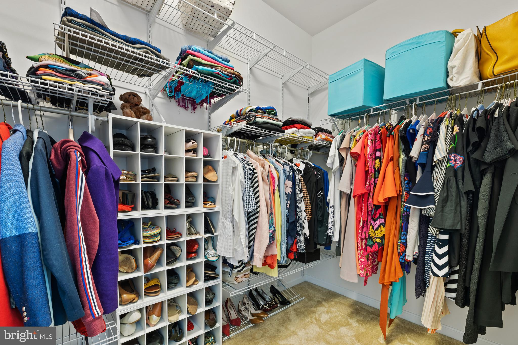 TOWNS OF TANGLEWOOD - Residential