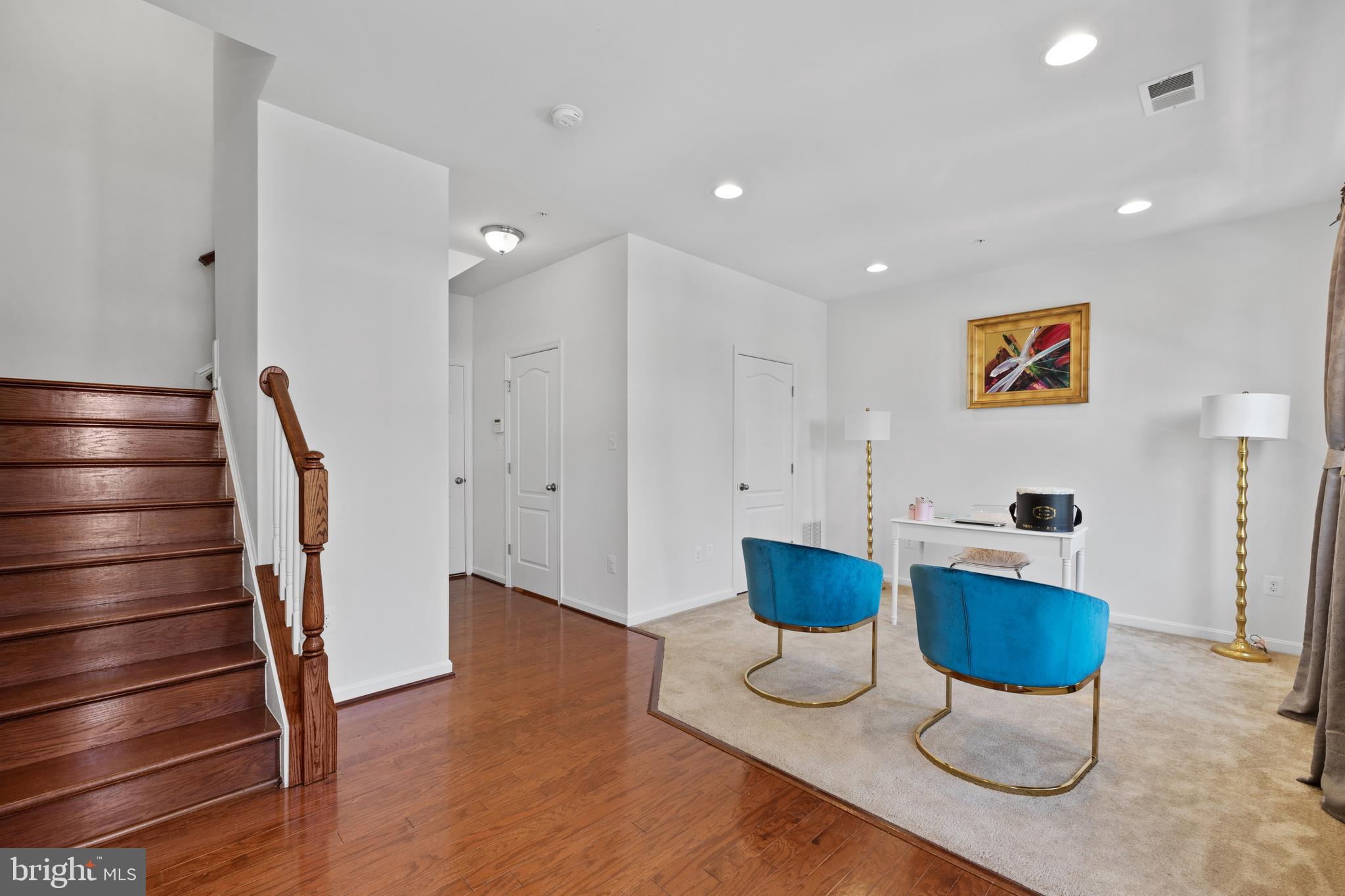 TOWNS OF TANGLEWOOD - Residential