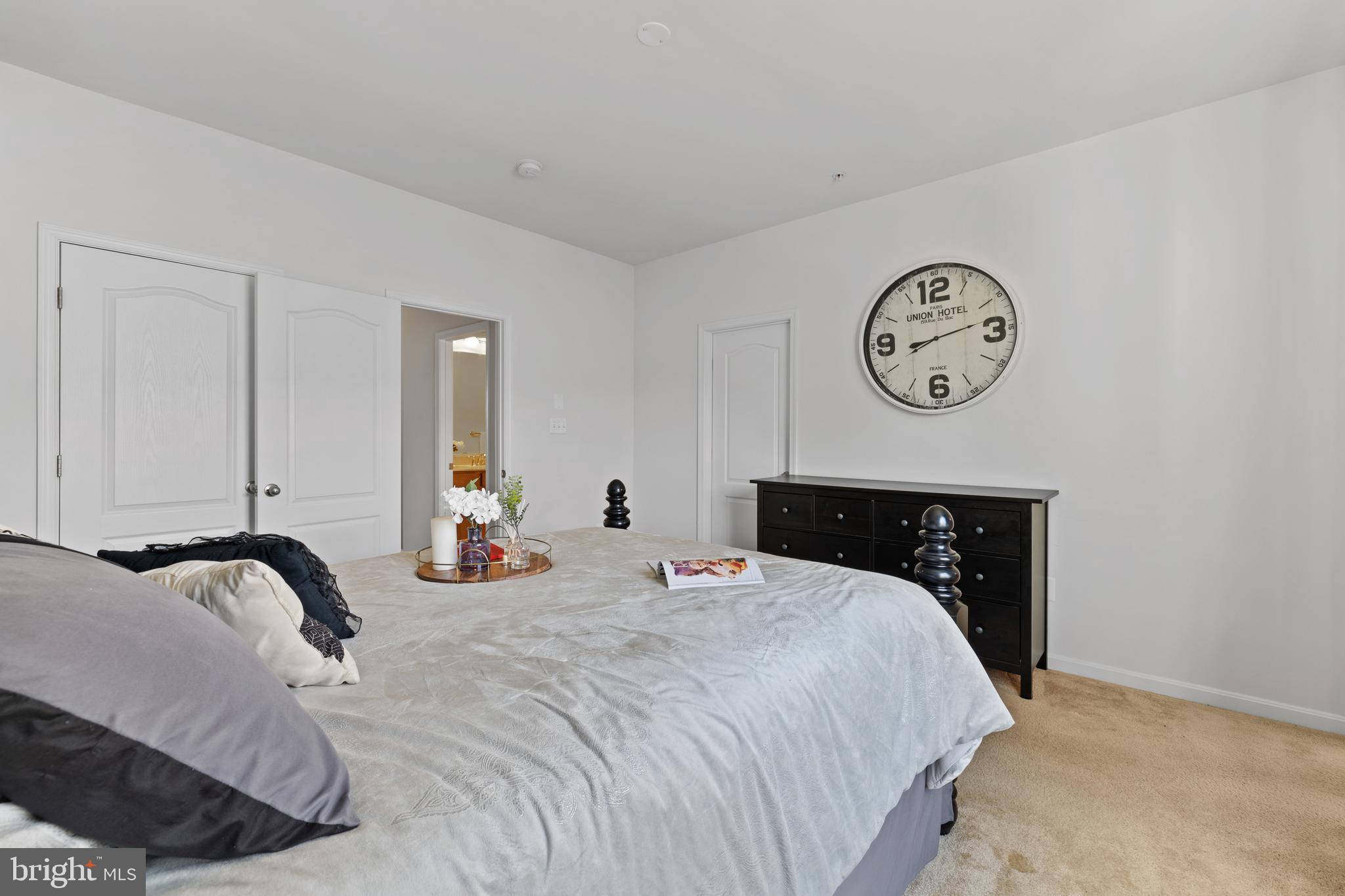 TOWNS OF TANGLEWOOD - Residential