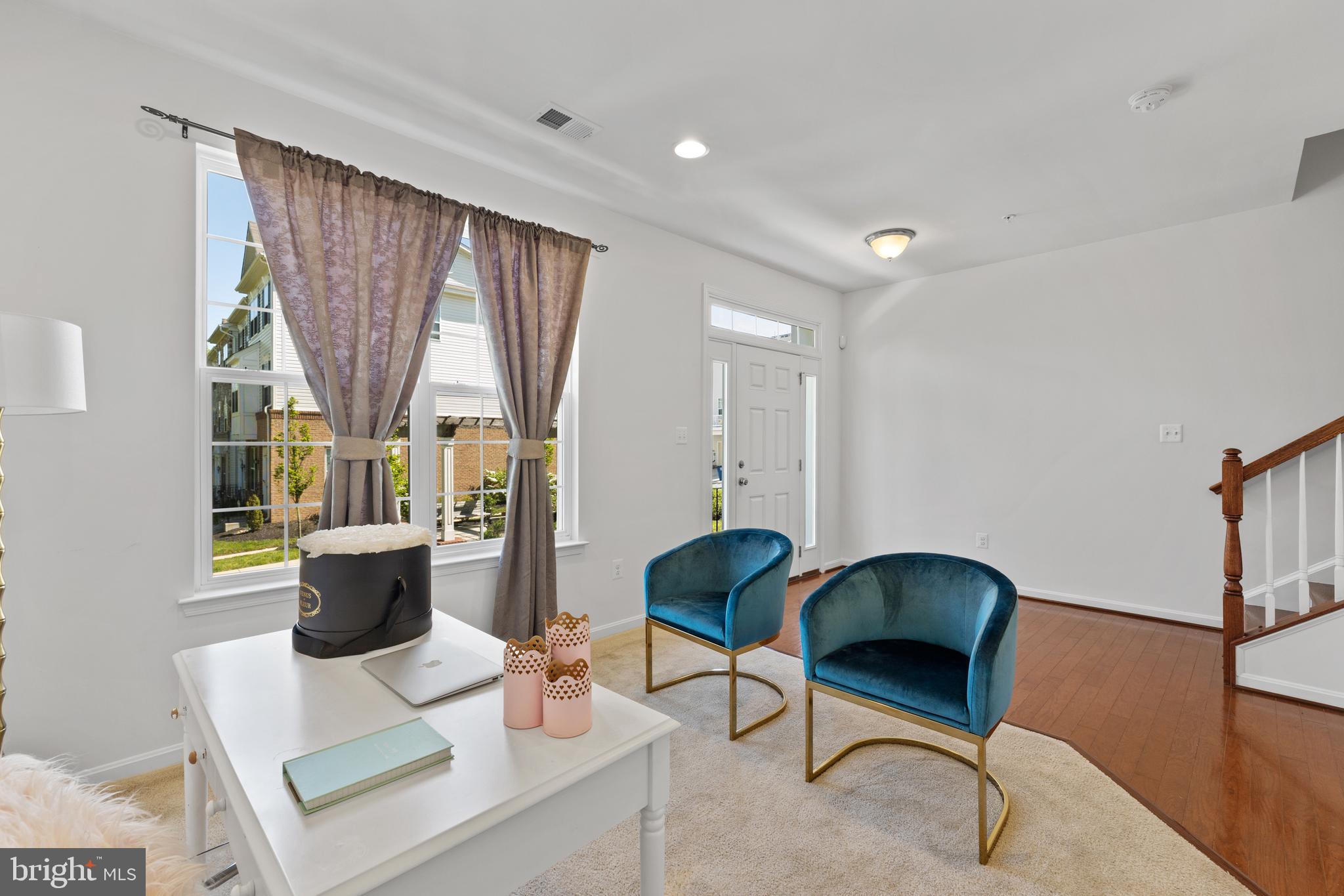 TOWNS OF TANGLEWOOD - Residential