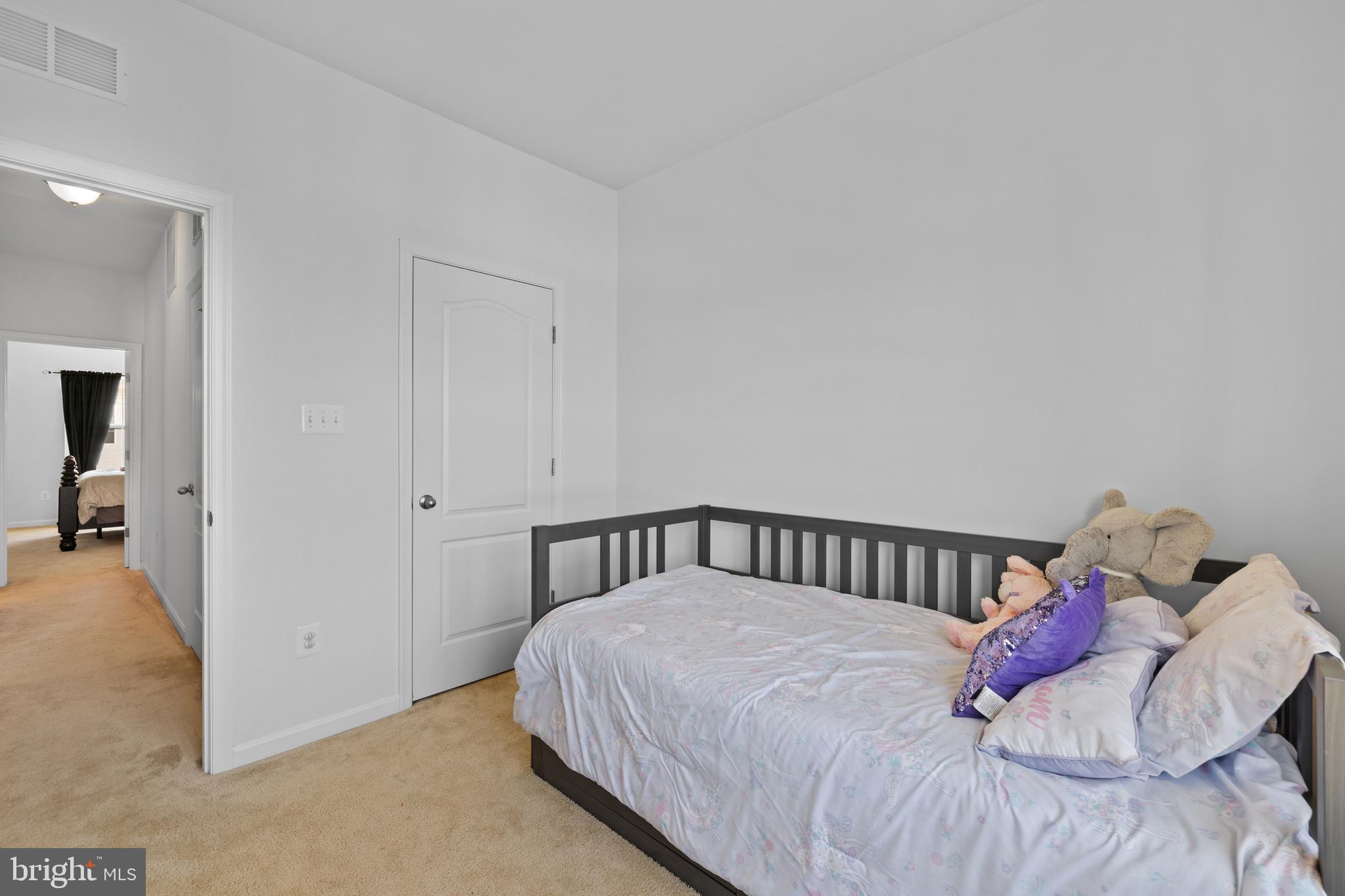 TOWNS OF TANGLEWOOD - Residential