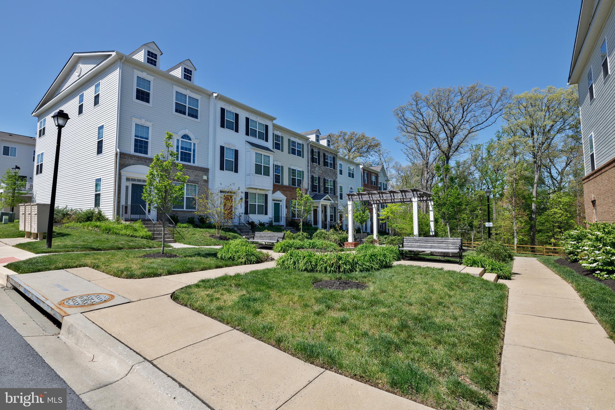 TOWNS OF TANGLEWOOD - Residential