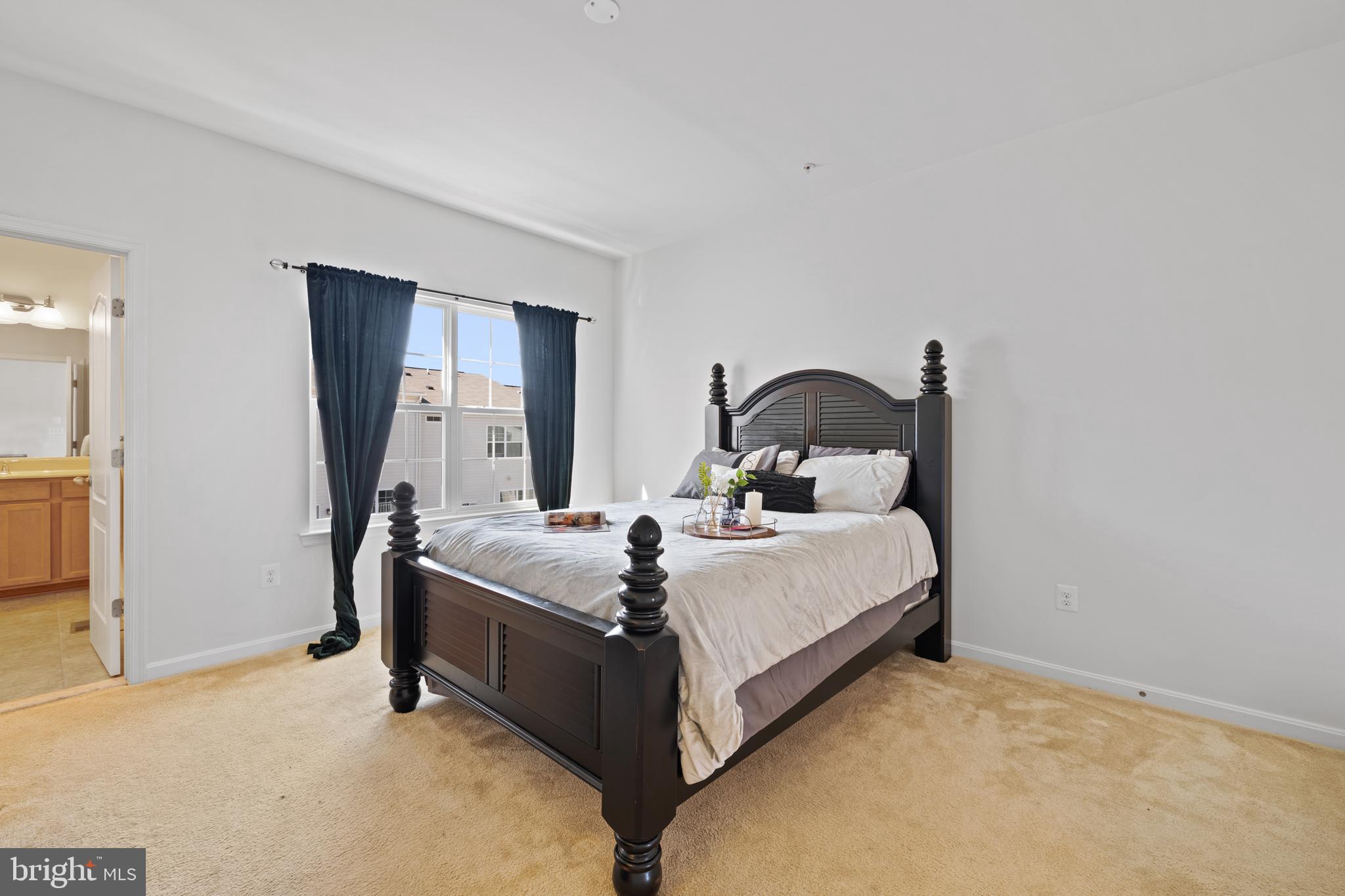 TOWNS OF TANGLEWOOD - Residential