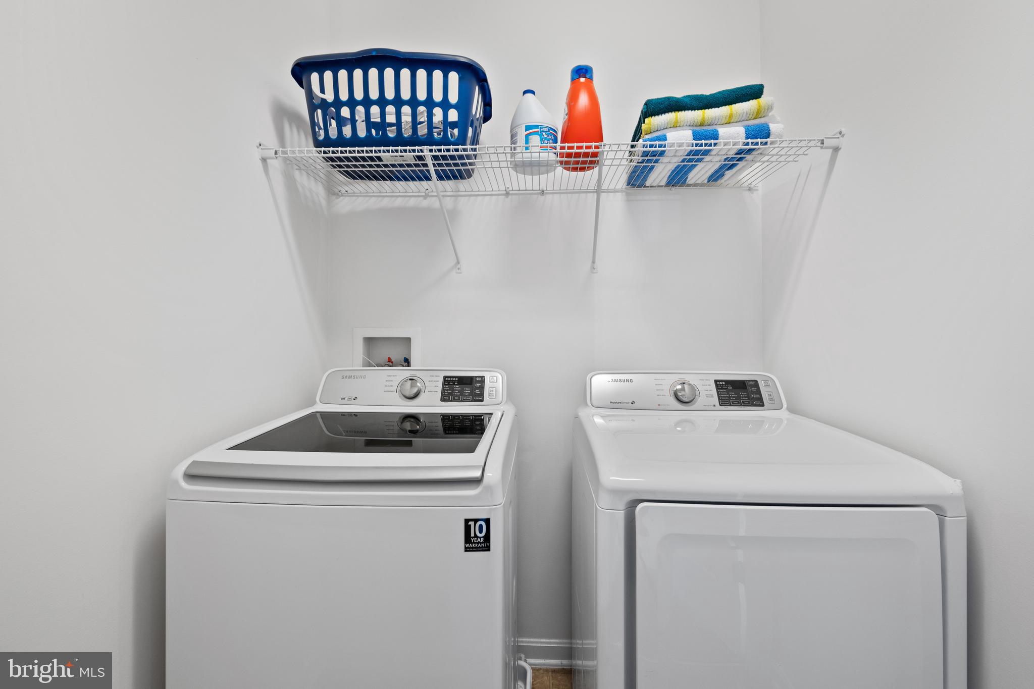 TOWNS OF TANGLEWOOD - Residential