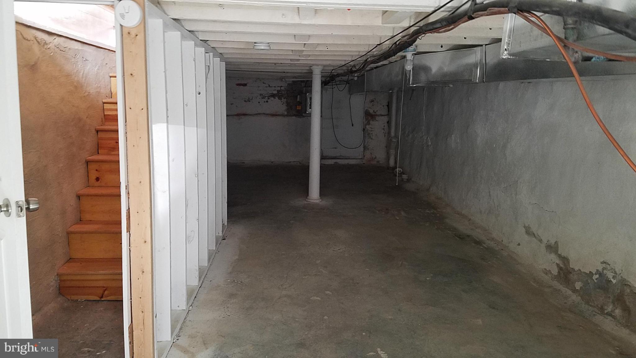 WASHINGTON VILLAGE - Residential