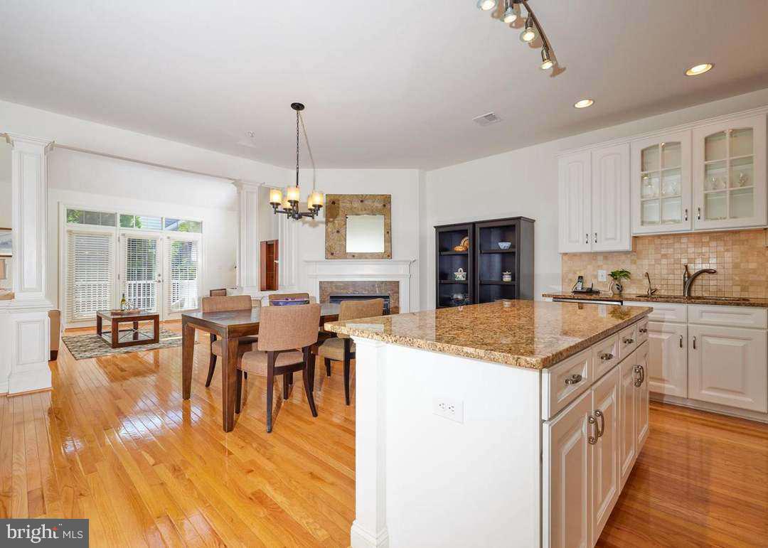 COLDSTREAM CROSSING - Residential