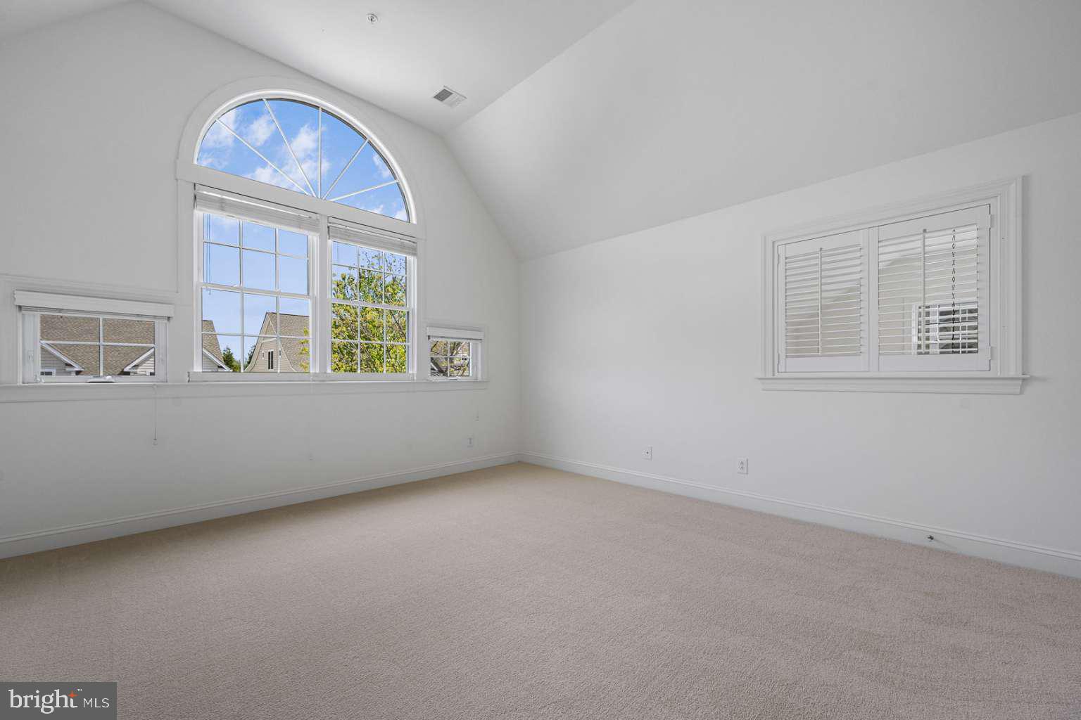 COLDSTREAM CROSSING - Residential