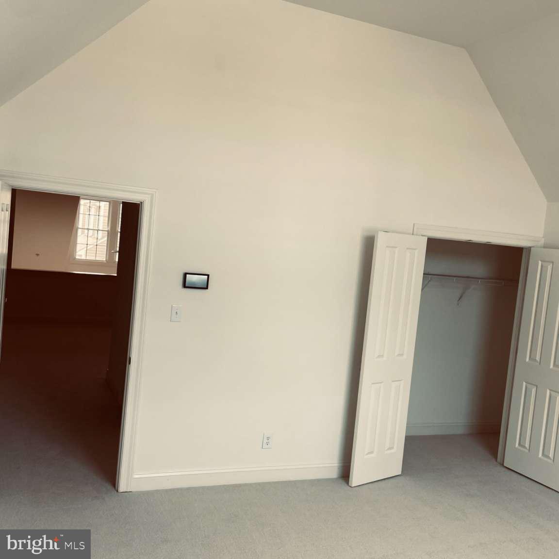 COLDSTREAM CROSSING - Residential