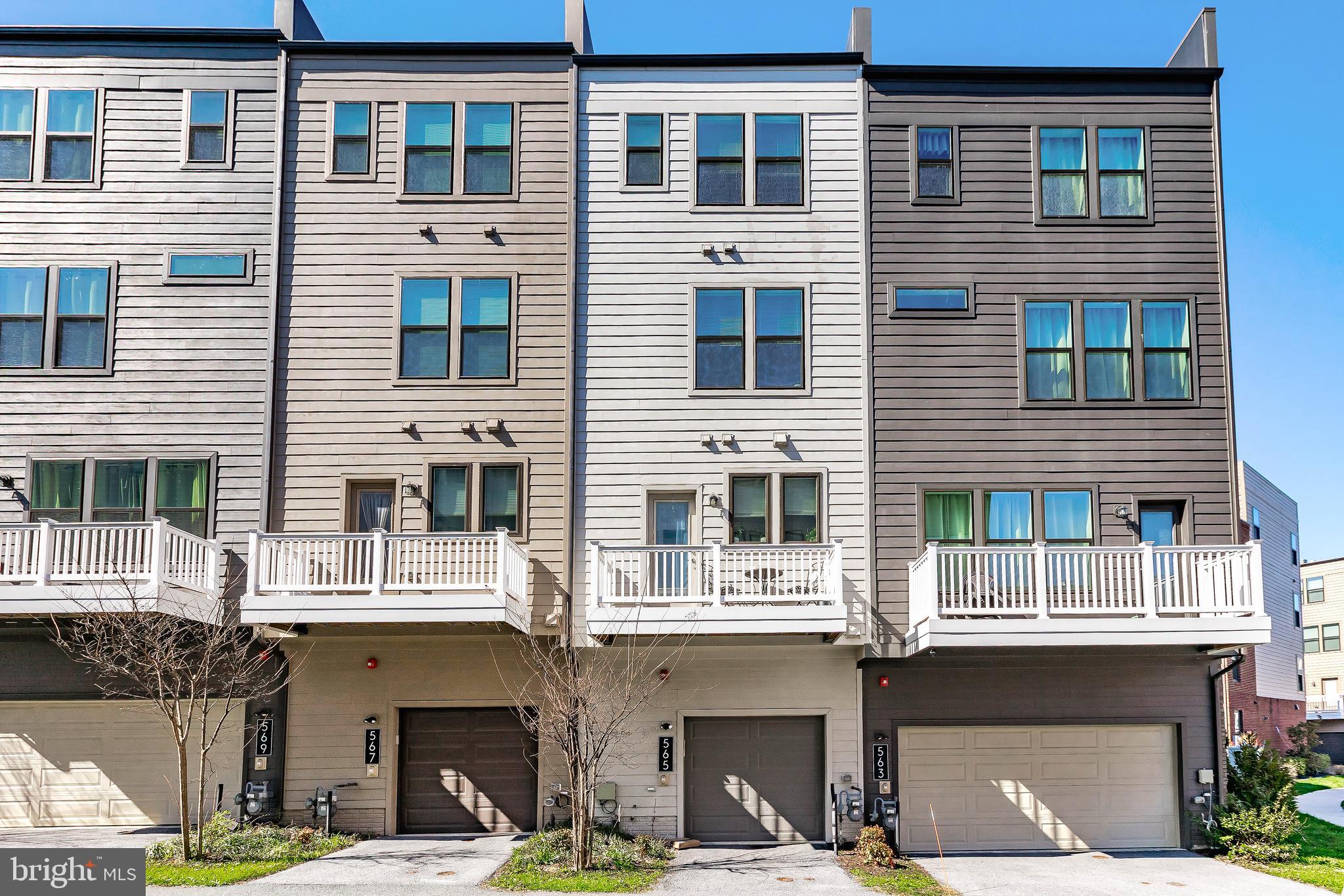 KING FARM - Residential
