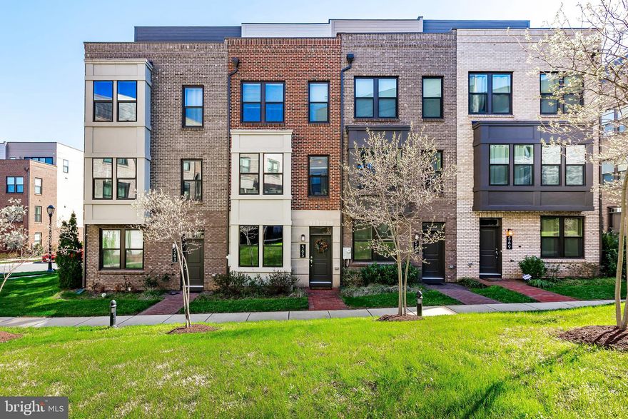Welcome to this beautifully maintained 4-level townhouse featuring 3 spacious bedrooms, 3.5 bathrooms, and a 2-car garage, located in the highly desirable King Farm community.
The main level boasts elegant hardwood floors and an open-concept layout. The kitchen is equipped with white cabinetry, quartz countertops, stainless steel appliances, and opens to a private deck—perfect for outdoor dining. It seamlessly connects to both the dining and living rooms, making it ideal for entertaining.
On the third floor, you’ll find a luxurious primary suite complete with two walk-in closets, a double-bowl vanity, and a spacious shower. A second bedroom with its own private bathroom and a convenient laundry room are also located on this level. The fourth level features a third bedroom with a full bathroom, along with a bright loft area that opens to a private rooftop terrace—perfect for relaxing or entertaining guests.
Enjoy all the amenities King Farm has to offer, including a free community shuttle to the nearby Metro station, shopping centers, restaurants, community pools, parks, and more!