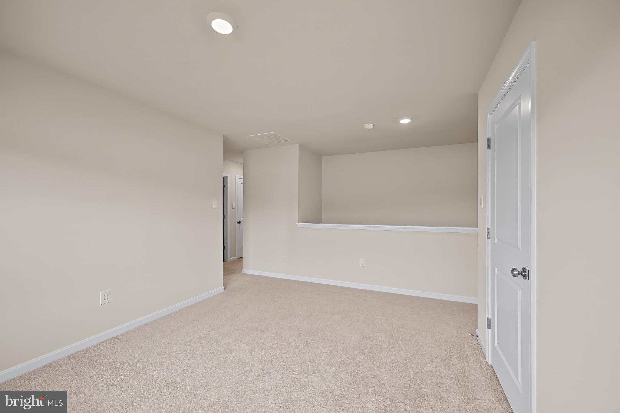 RED HILL - Residential