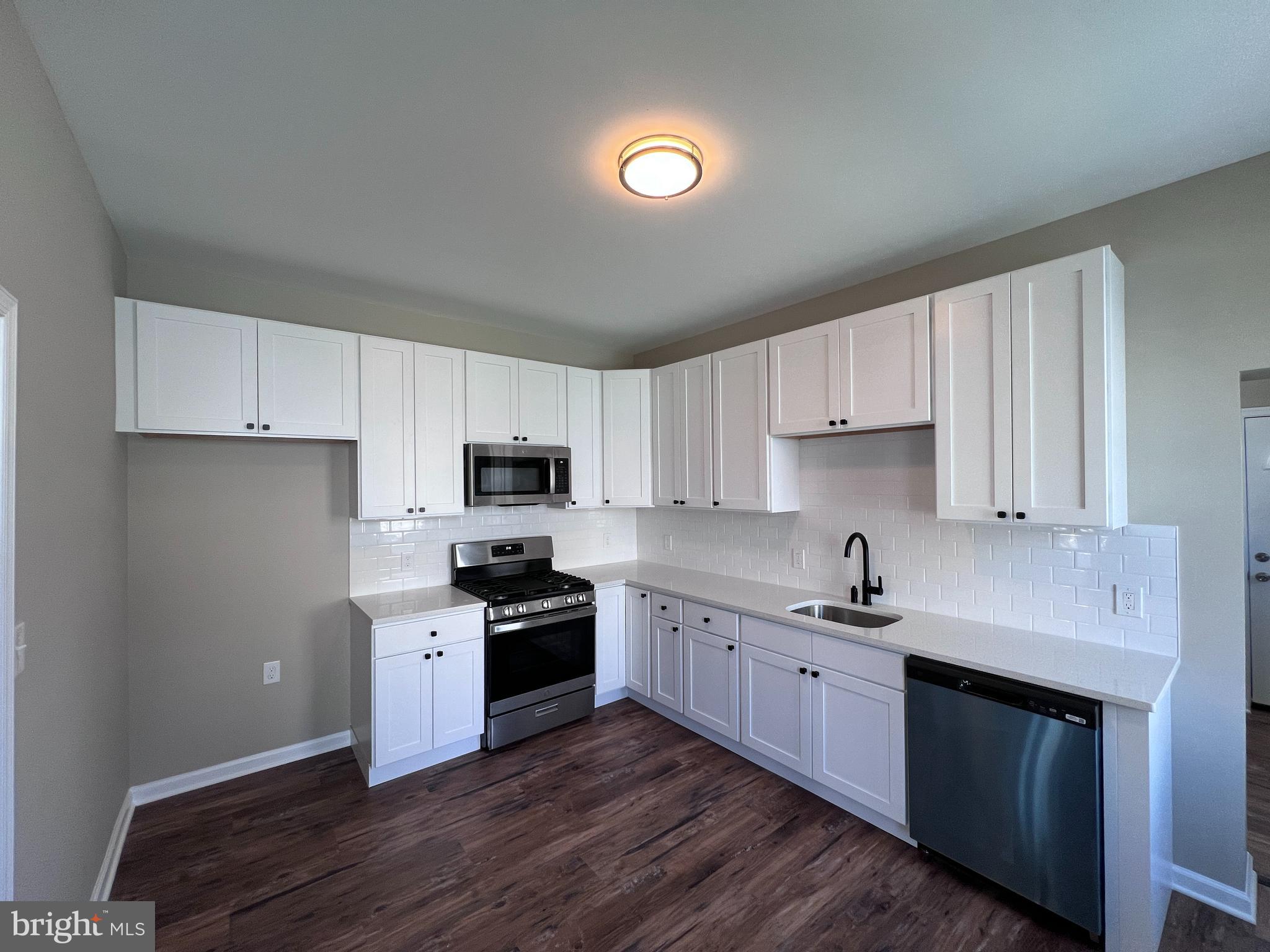 BRIDESBURG - Residential