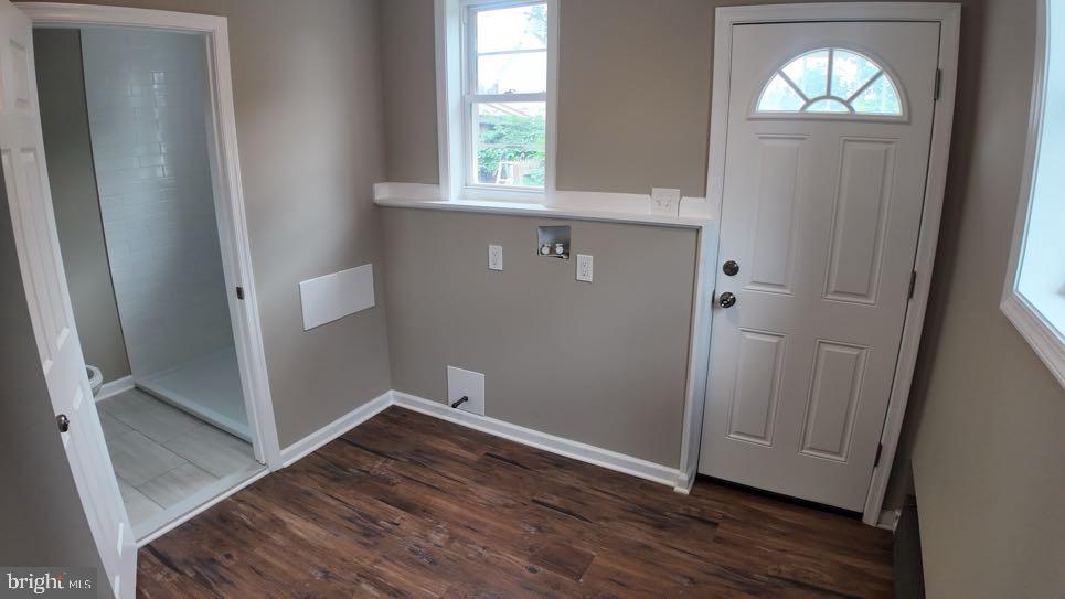 BRIDESBURG - Residential