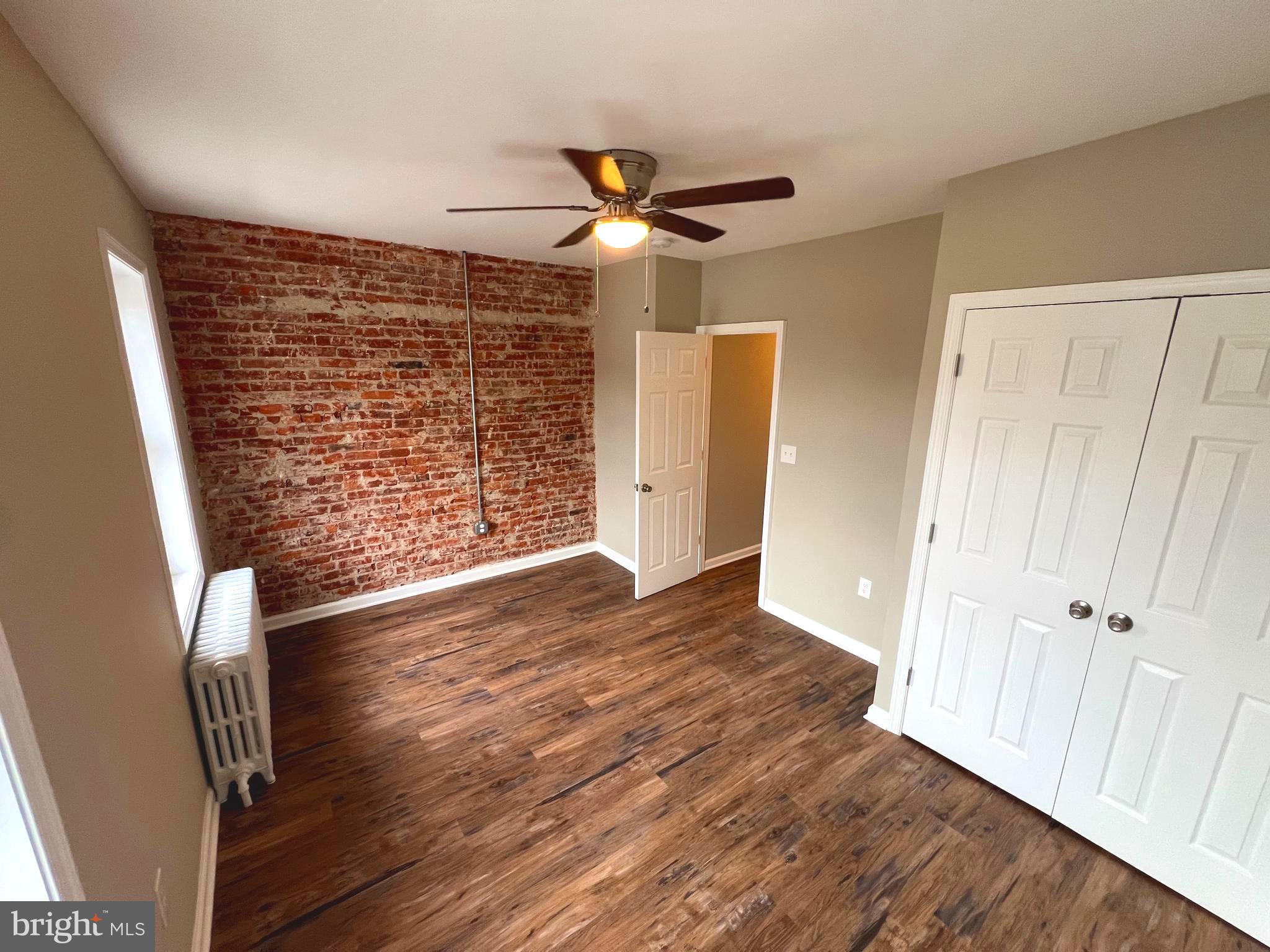 BRIDESBURG - Residential