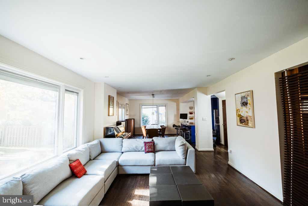 5232 MACOMB STREET NW