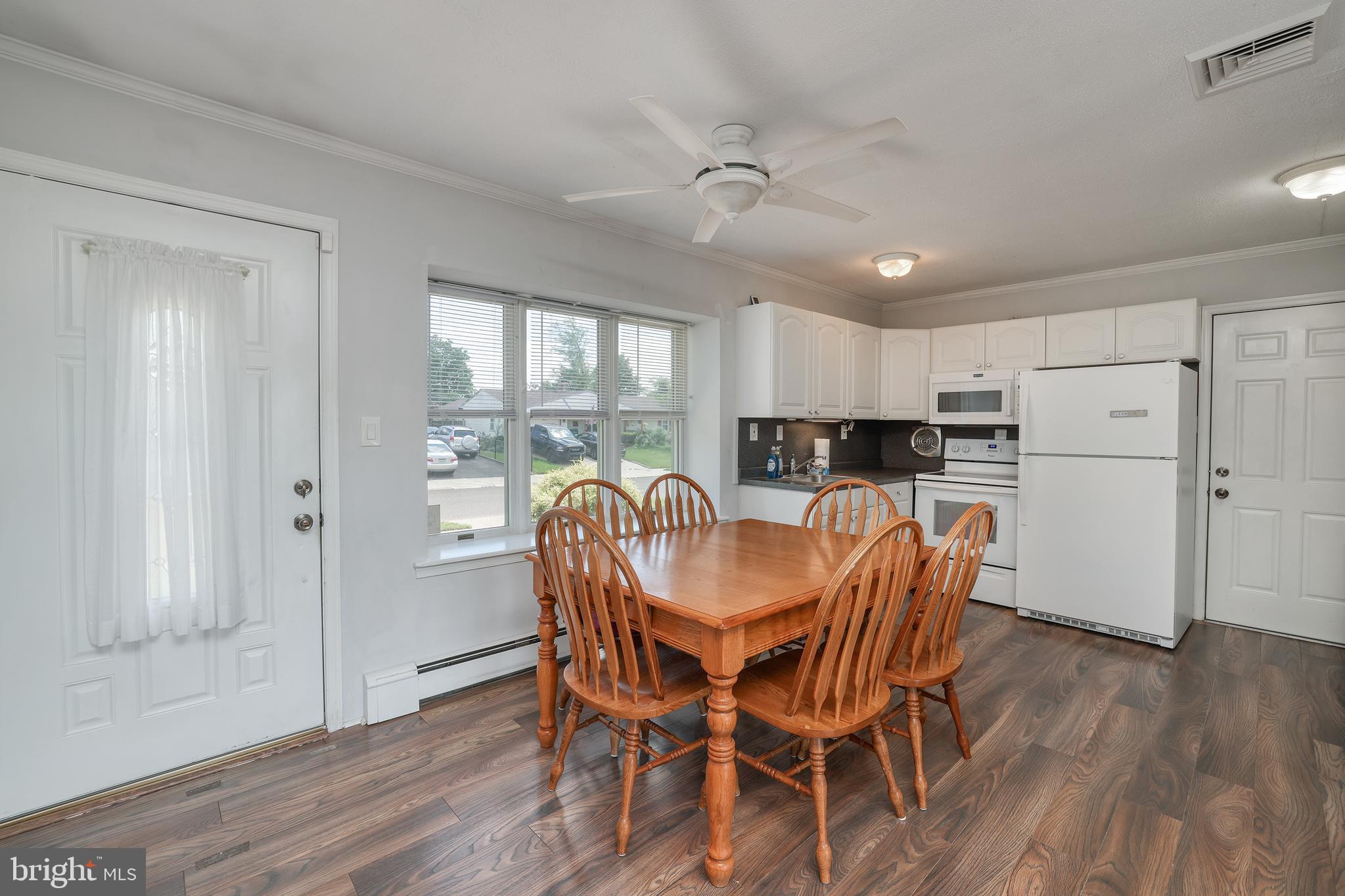 45 CRIMSON KING LANE