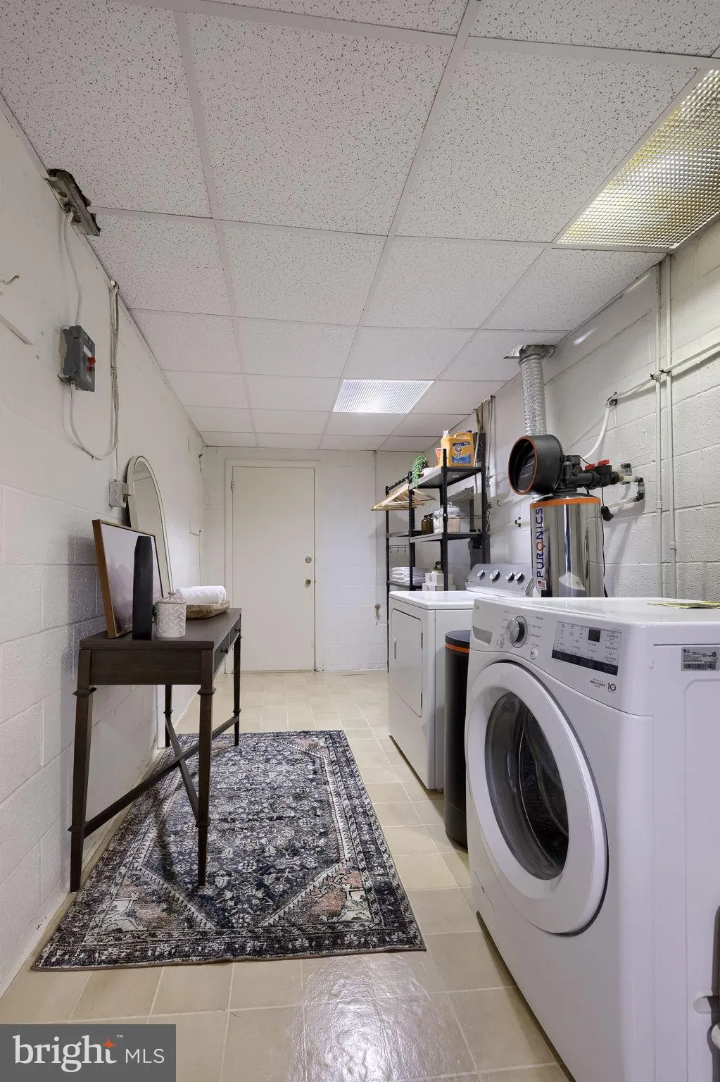 Lancaster, Pennsylvania 17601, United States, 4 Bedrooms Bedrooms, ,2 BathroomsBathrooms,Residential,Active,250885