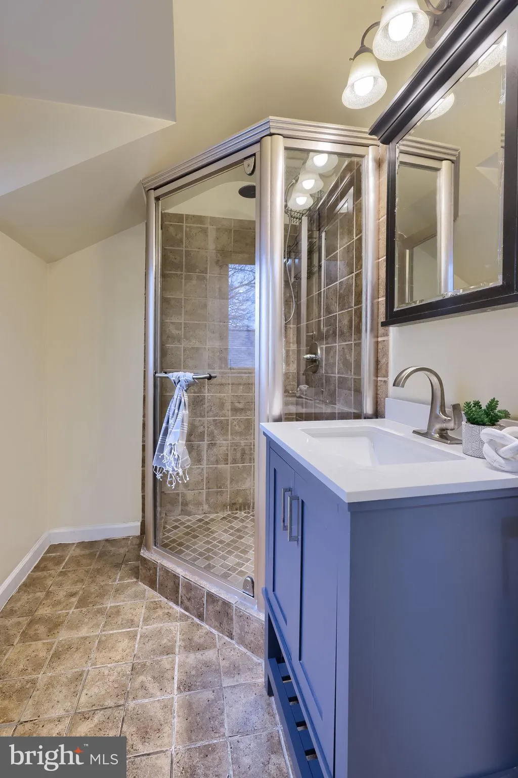 Lancaster, Pennsylvania 17601, United States, 4 Bedrooms Bedrooms, ,2 BathroomsBathrooms,Residential,Active,250885