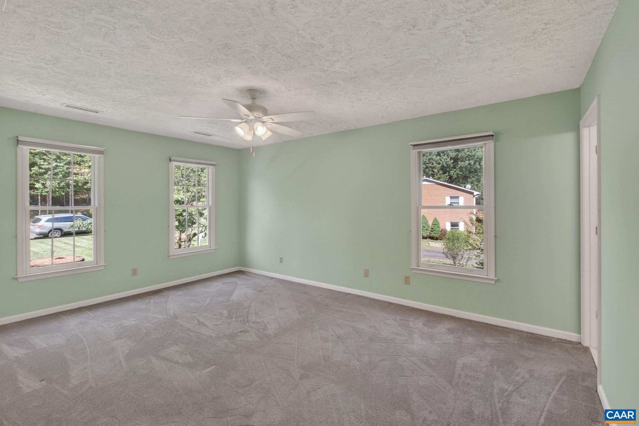 TEMPLETON ACRES - Residential